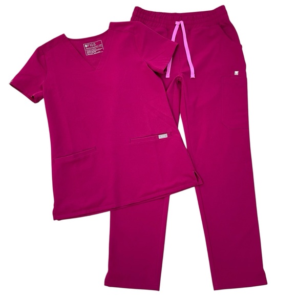 FIGS Yola Skinny Scrub Pants Casma Three-Pocket Scrub Top Magenta Size XXS / XS